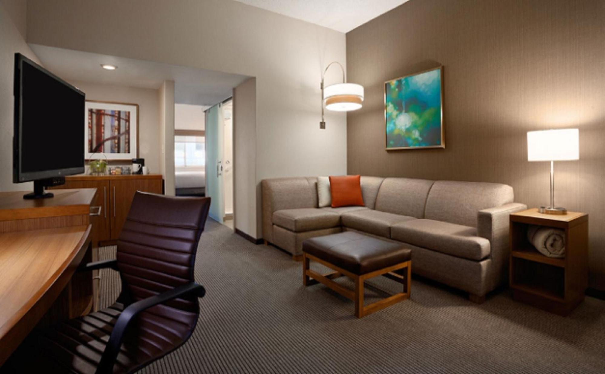 King Room Sofa Bed High Floor