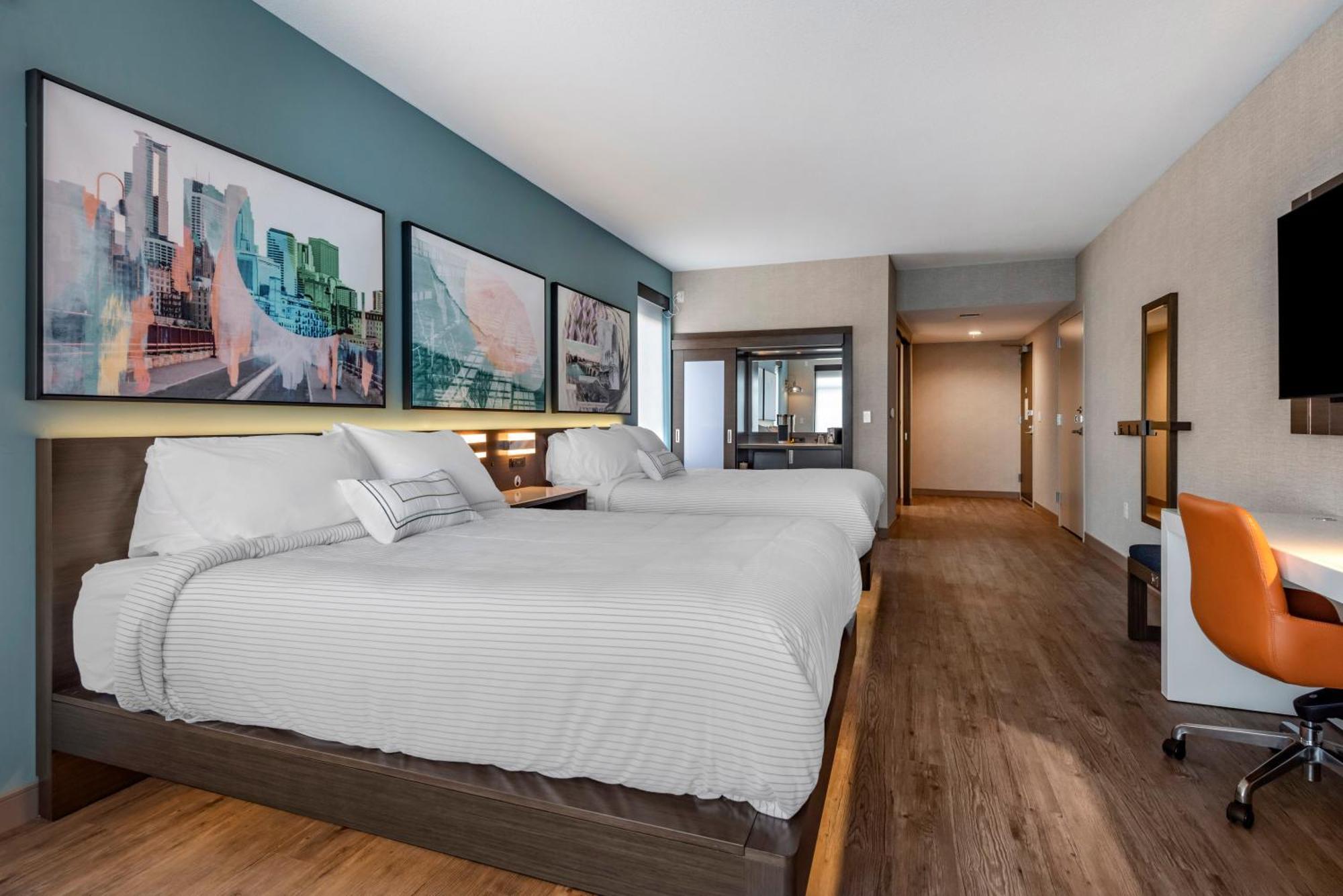 Standard Queen Room Two Queen Beds Non Smoking