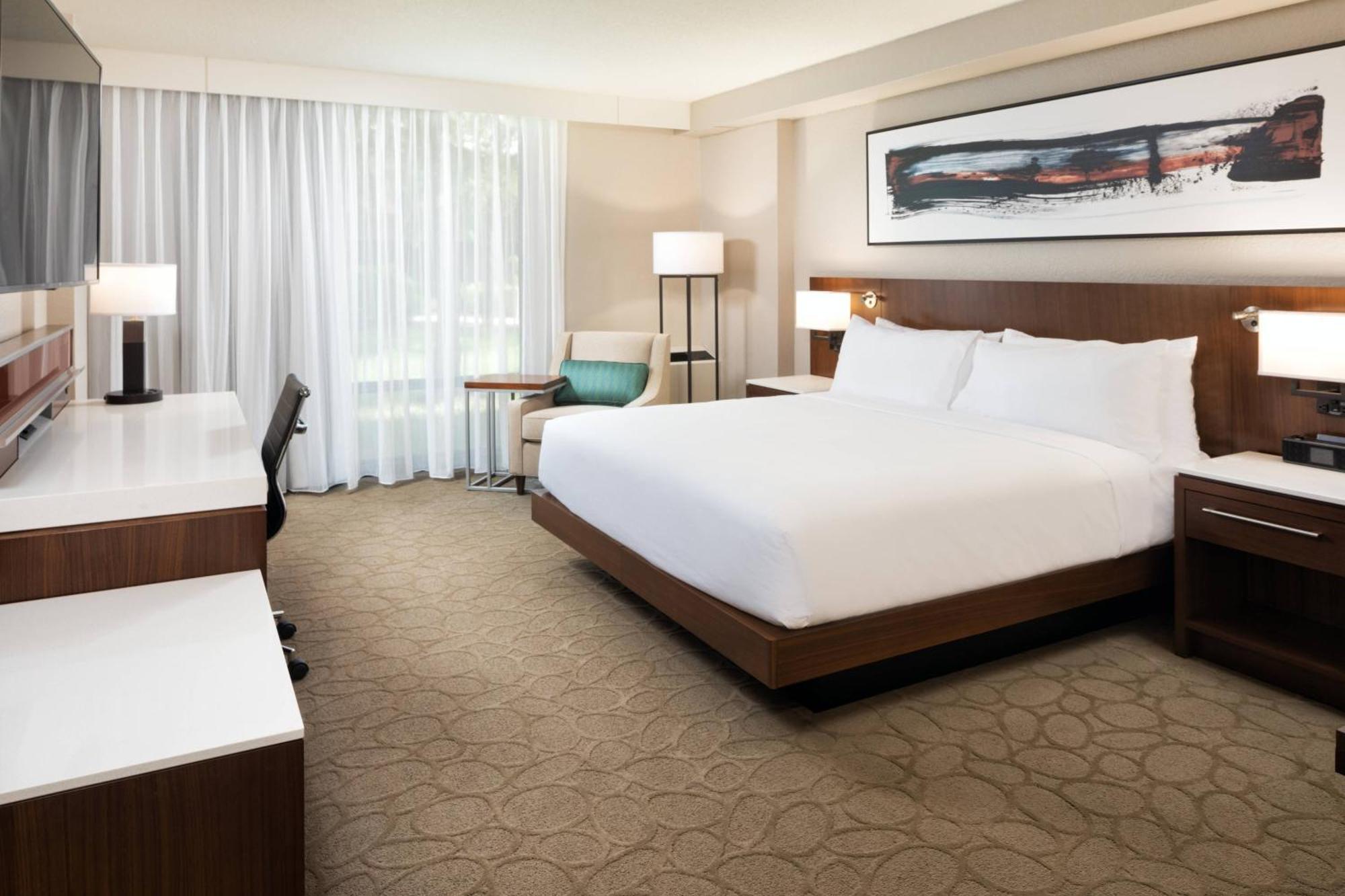 King Guest Room,1550172109:JPEG