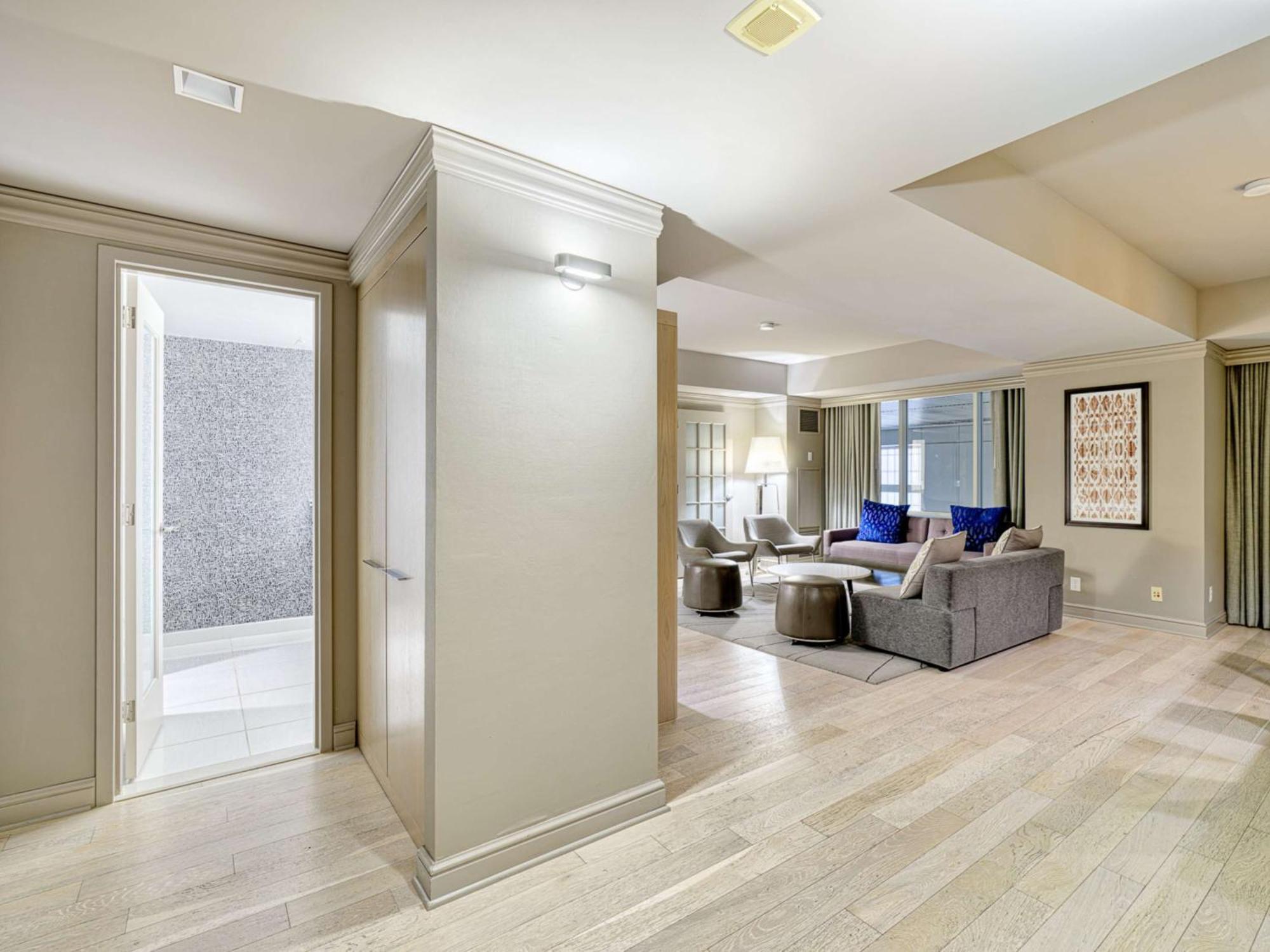 Luxury Suite King