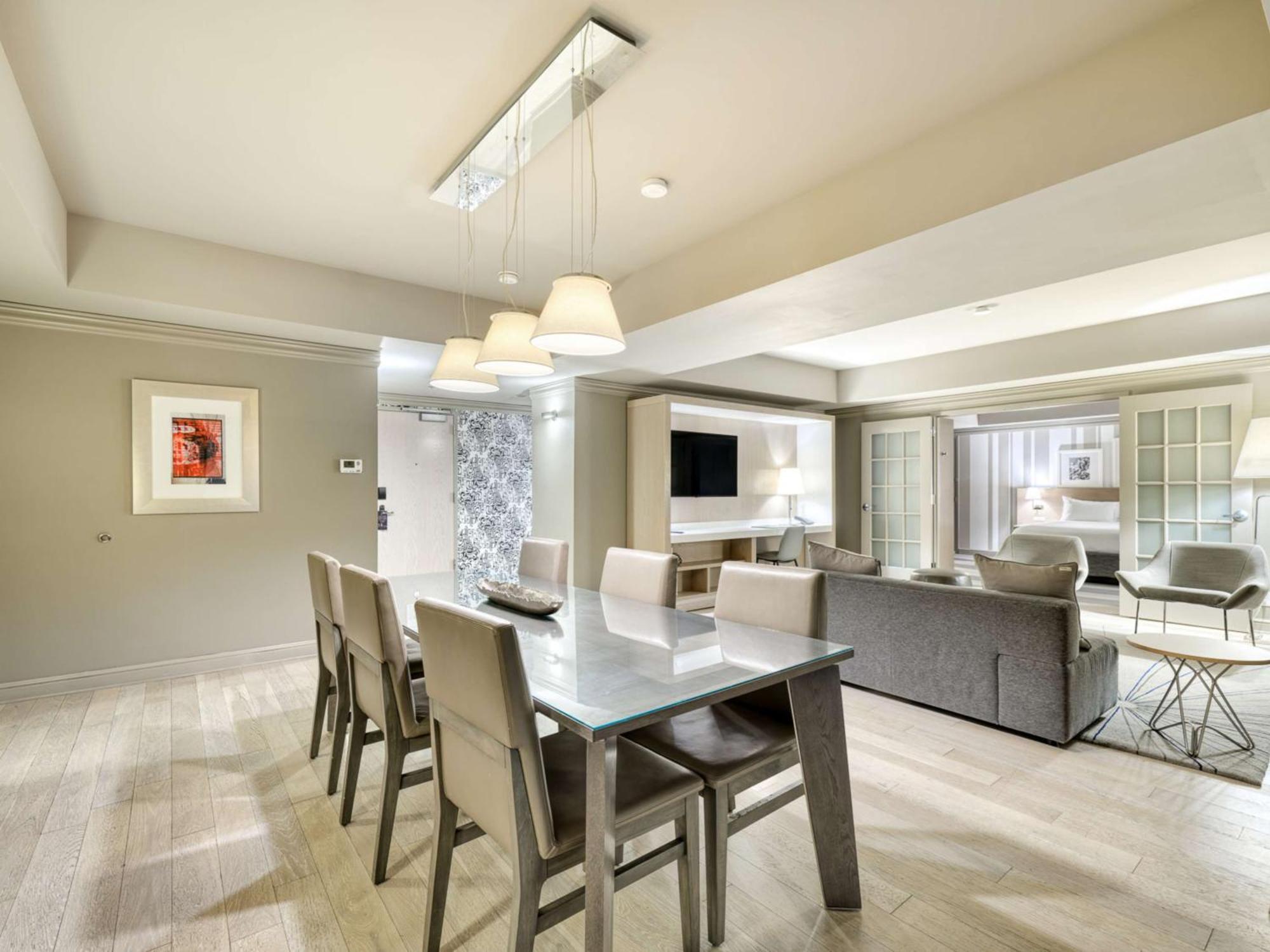 Luxury Suite King