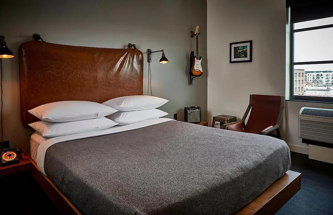 Moxy Minneapolis Uptown-1