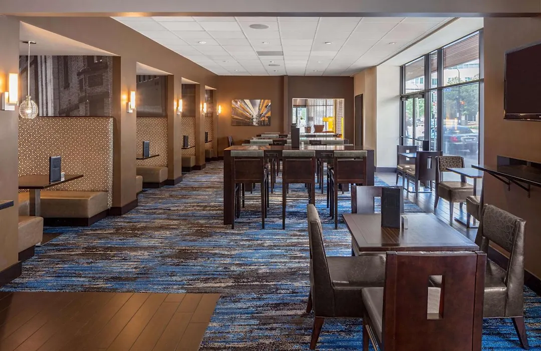 Doubletree Suites By Hilton Minneapolis Downtown-1